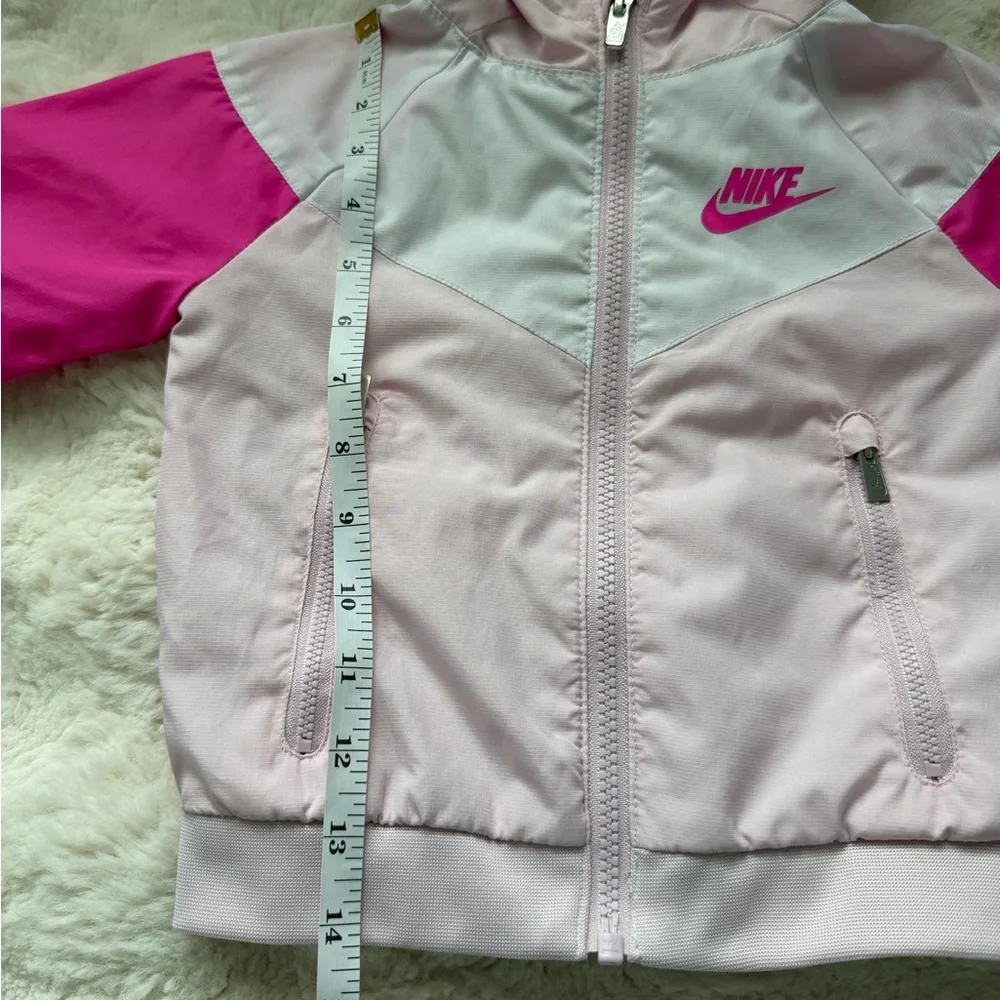 Nike Girls Windreaker Water-Resistant Colorblock Jacket in Pink - 2T